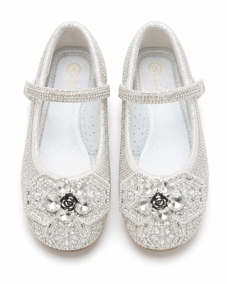 Beautiful Blinged Party Shoes for Girls’ Special Occasions